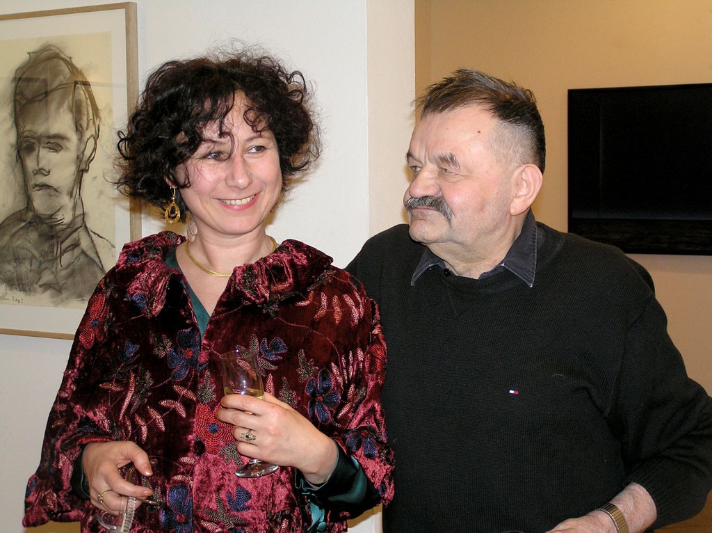 Susanne Ayoub und Alfred Hrdlicka in der Galerie Hilger Foto Martina Judt